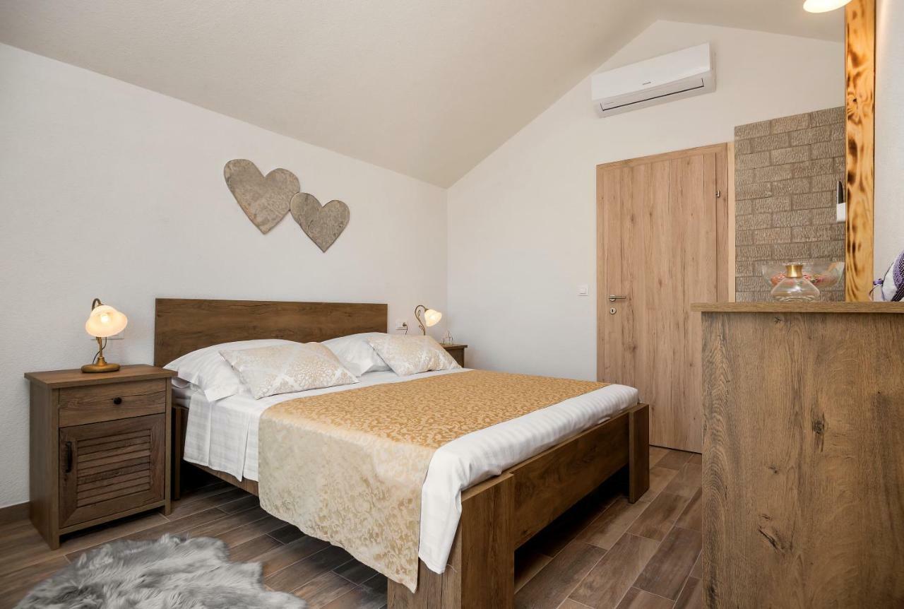 Apartment Cesarica Baska Voda Luaran gambar