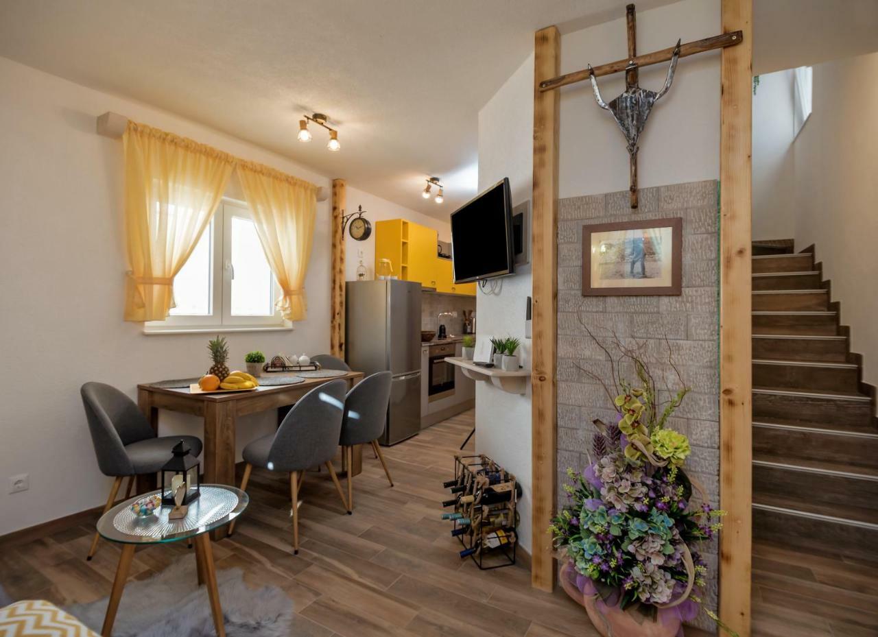 Apartment Cesarica Baska Voda Luaran gambar