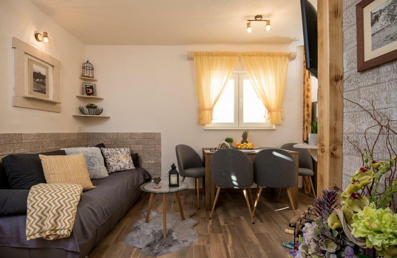 Apartment Cesarica Baska Voda Luaran gambar